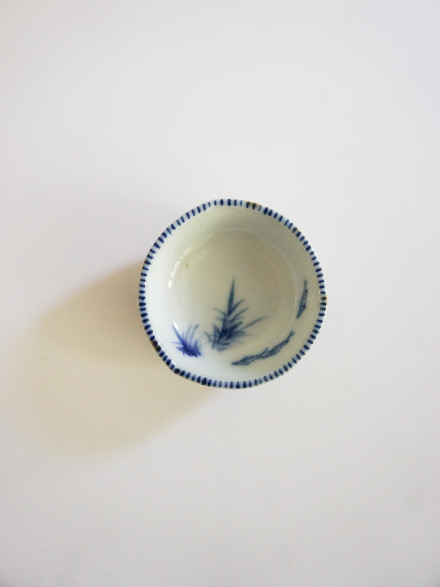 Small Plate (Porcelain/Fish&Aquatic Plants motif)