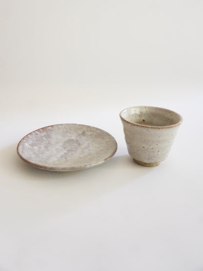 Cup & Saucer (Hagi ware/Shōkeian Kiln)
