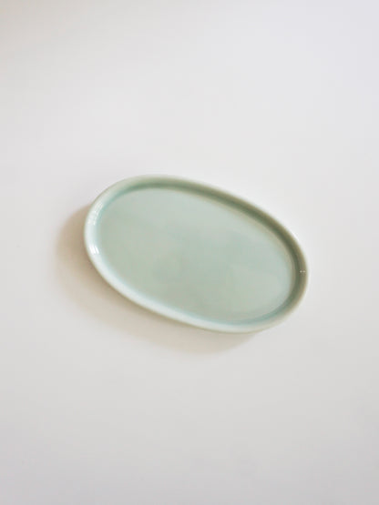 Oval Plate (Seto ware/Celadon)