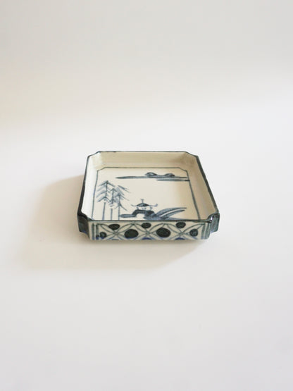Square Small Plate (Sometsuke Landscape Design)
