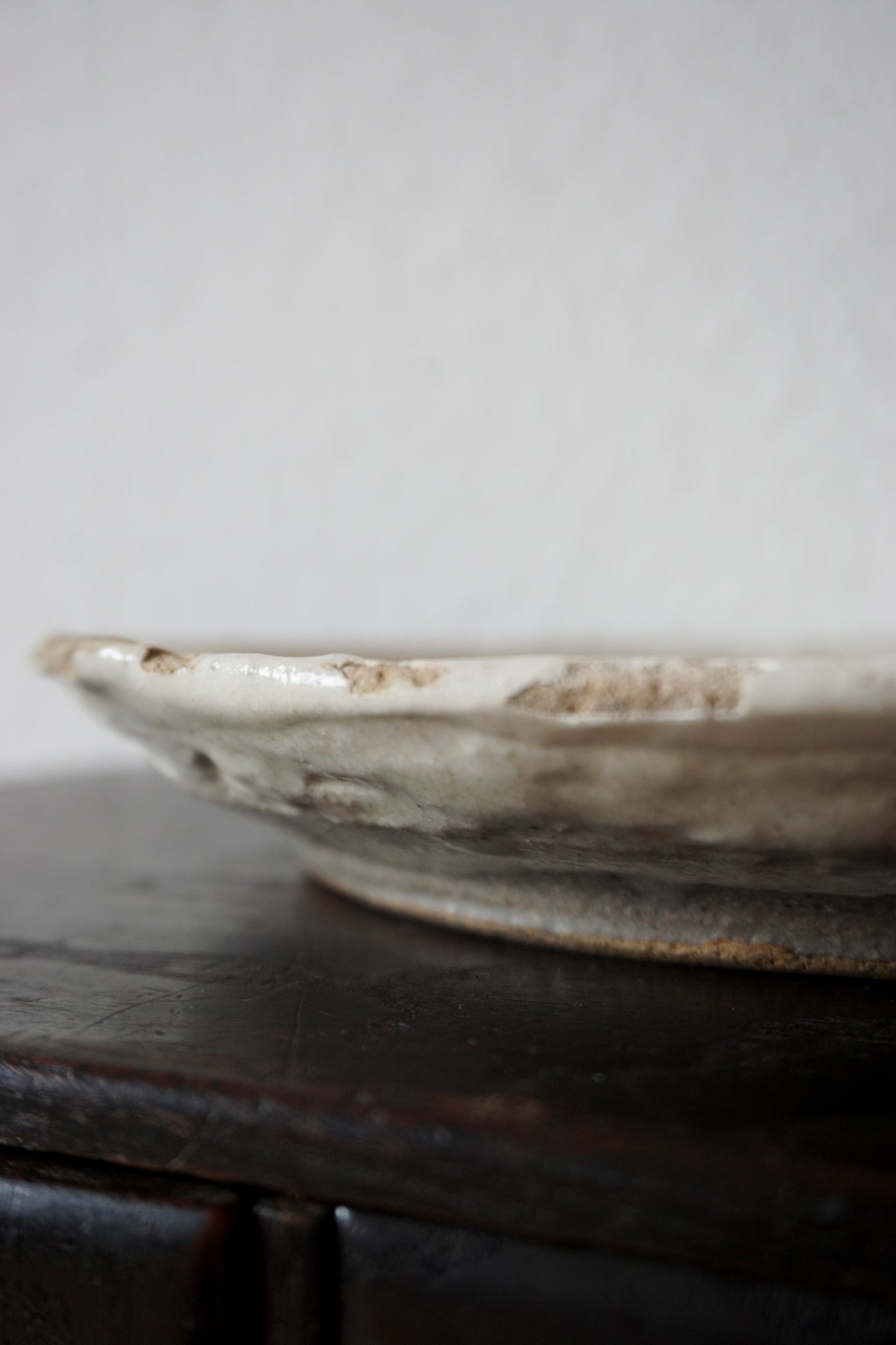 Plate (Pottery/Kohiki)