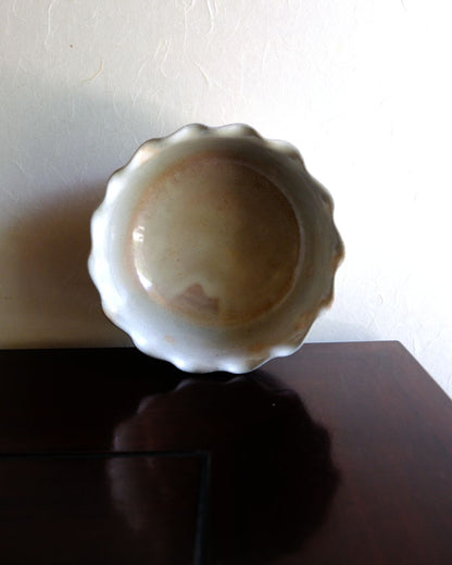 Vintage Bowl – Hagi Ware, Soft White Glaze