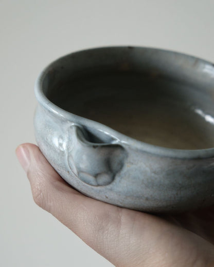 Vintage Katakuchi Bowl – Hagi Ware, Soft White Glaze