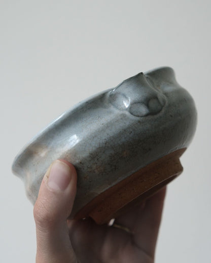 Vintage Katakuchi Bowl – Hagi Ware, Soft White Glaze