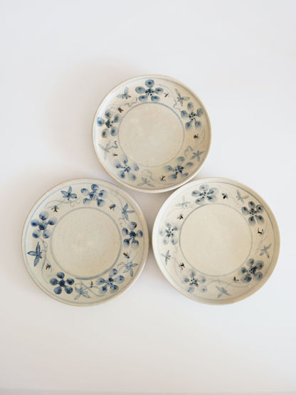 Vintage Medium Plate – Floral Motif, Pottery